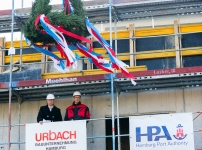 Hamburg celebrates the ‘Topping Out’ of its first Shore Power Station for Cruise Ships