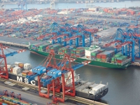 The Port of Hamburg is growing: Increasing the Efficiency through "smart" Port Management